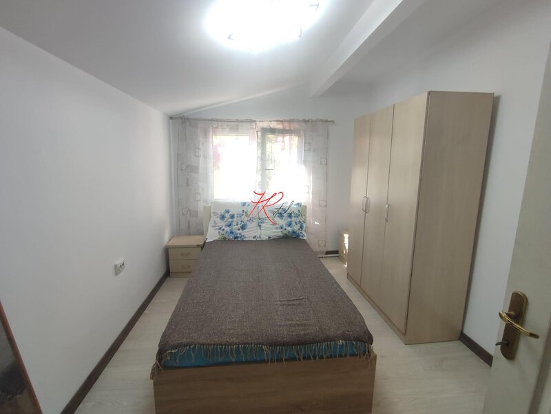Tei, inchiriere apartament 2 camere in vila, pet friendly.