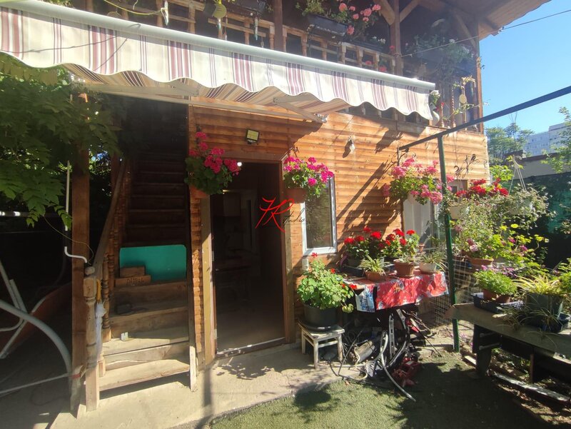 Tei, inchiriere apartament 2 camere in vila, pet friendly.